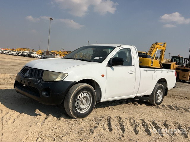 2007 Mitsubishi L200 4x2 Pickup - Poltovornjak: slika 1 2007 Mitsubishi L200 4x2 Pickup - Poltovornjak: slika 1