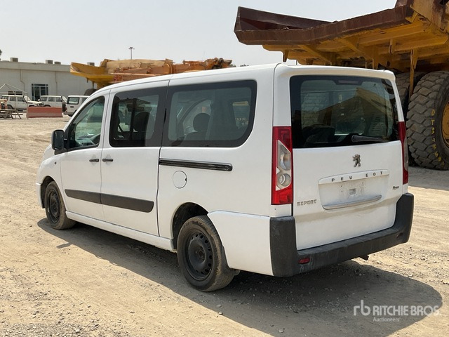 2010 Peugeot Expert Tepee - Potniški kombi: slika 4 2010 Peugeot Expert Tepee - Potniški kombi: slika 4