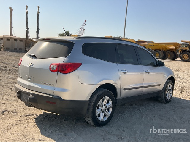 2012 Chevrolet Traverse 2WD SUV - SUV: slika 3 2012 Chevrolet Traverse 2WD SUV - SUV: slika 3