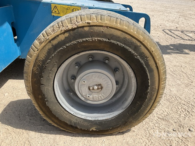 2012 Genie Z-45/25J 2WD Diesel Articulating Boom Lift - Zglobna dvižna ploščad: slika 5 2012 Genie Z-45/25J 2WD Diesel Articulating Boom Lift - Zglobna dvižna ploščad: slika 5