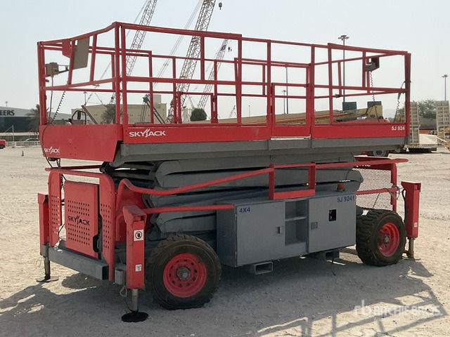 2012 Skyjack SJ9241 4x4 Diesel Scissor Lift - Škarjasta dvižna ploščad: slika 2 2012 Skyjack SJ9241 4x4 Diesel Scissor Lift - Škarjasta dvižna ploščad: slika 2