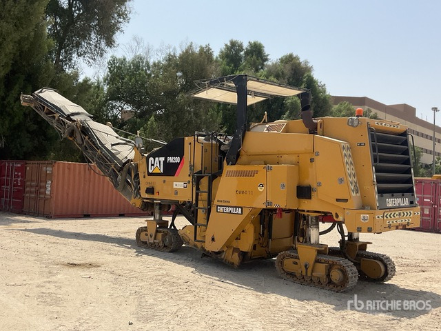 2014 Cat PM-200 Tracked Cold Planer - Freza za asfalt: slika 4 2014 Cat PM-200 Tracked Cold Planer - Freza za asfalt: slika 4