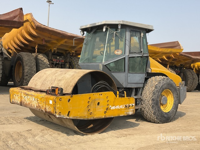 2014 Dynapac CA250D - Kompaktor: slika 2 2014 Dynapac CA250D - Kompaktor: slika 2