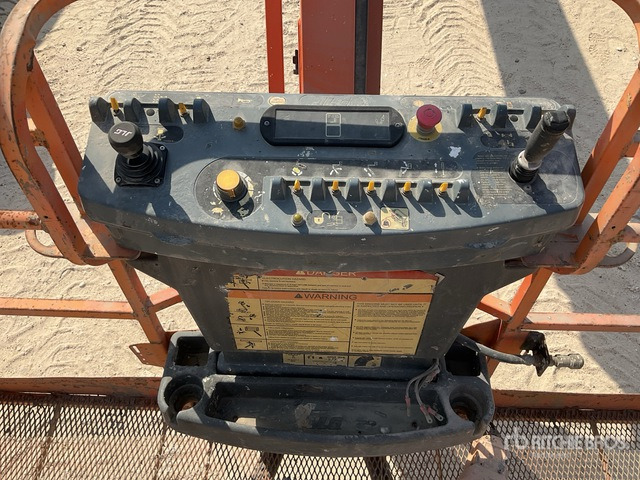 2014 JLG 800AJ 4WD Diesel Articulating Boom Lift - Zglobna dvižna ploščad: slika 4 2014 JLG 800AJ 4WD Diesel Articulating Boom Lift - Zglobna dvižna ploščad: slika 4