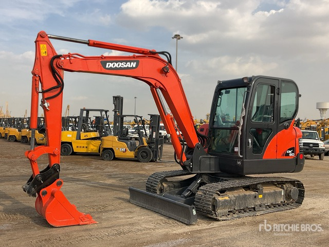 2015 Doosan DX60 Mini Excavator: <6.6t - Mini bager: slika 1 2015 Doosan DX60 Mini Excavator: <6.6t - Mini bager: slika 1