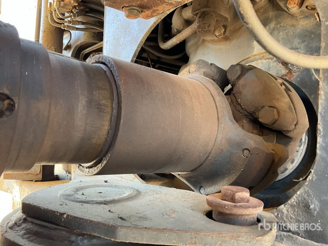 2015 Komatsu HM400-3 Articulated Dump Truck - Zglobni demper: slika 5 2015 Komatsu HM400-3 Articulated Dump Truck - Zglobni demper: slika 5