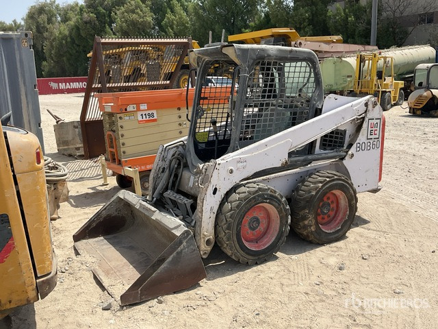 2016 Bobcat S450 (Inoperable) Skid Steer Loader - Mini nakladalec: slika 2 2016 Bobcat S450 (Inoperable) Skid Steer Loader - Mini nakladalec: slika 2