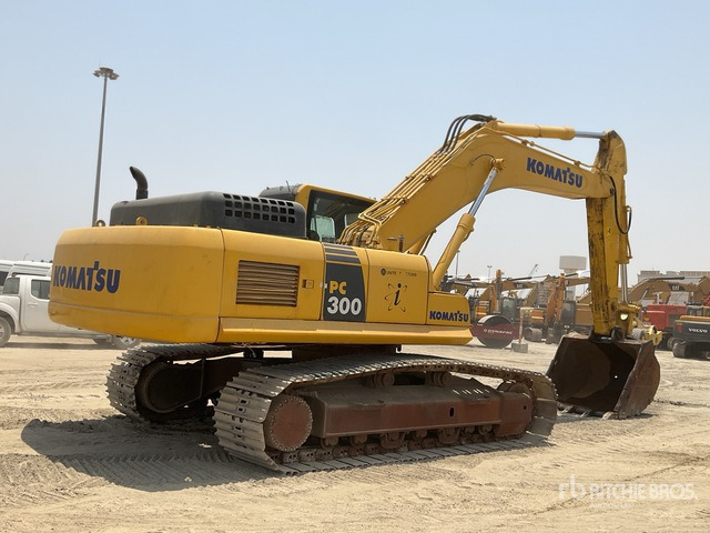 2017 Komatsu PC300-8M0 - Bager goseničar: slika 3 2017 Komatsu PC300-8M0 - Bager goseničar: slika 3