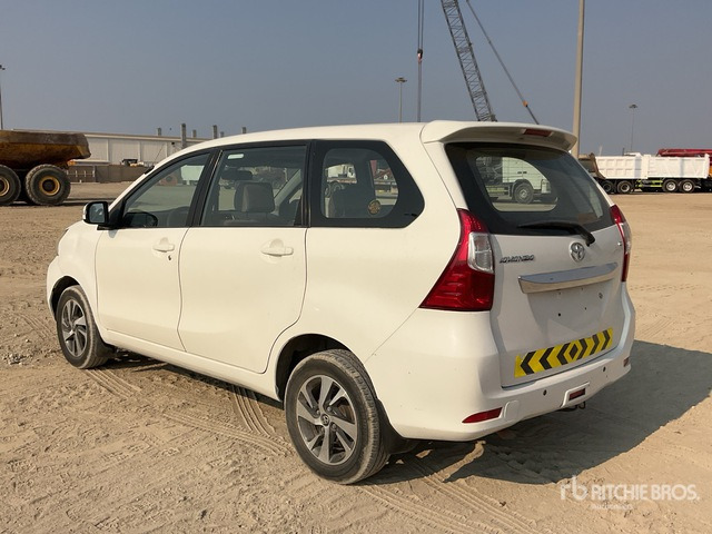 2017 Toyota Avanza Minivan - Avtomobil: slika 2 2017 Toyota Avanza Minivan - Avtomobil: slika 2