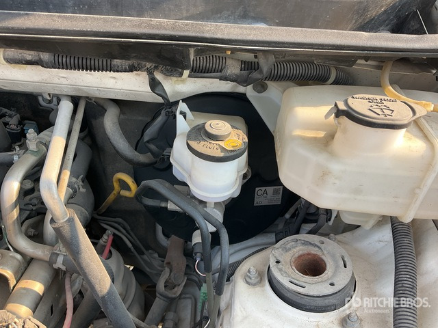 2017 Toyota Avanza Minivan - Avtomobil: slika 4 2017 Toyota Avanza Minivan - Avtomobil: slika 4