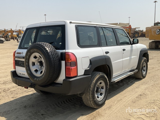2018 Nissan Patrol GL 4x4 SUV - SUV: slika 3 2018 Nissan Patrol GL 4x4 SUV - SUV: slika 3