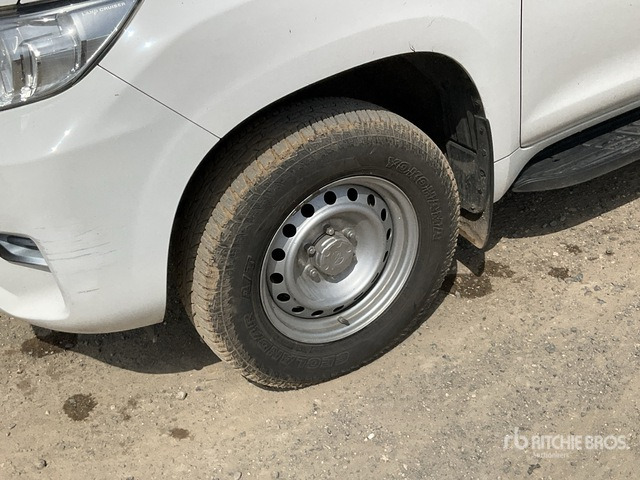 2018 Toyota Prado TX 150L 4x4 SUV - SUV: slika 5 2018 Toyota Prado TX 150L 4x4 SUV - SUV: slika 5