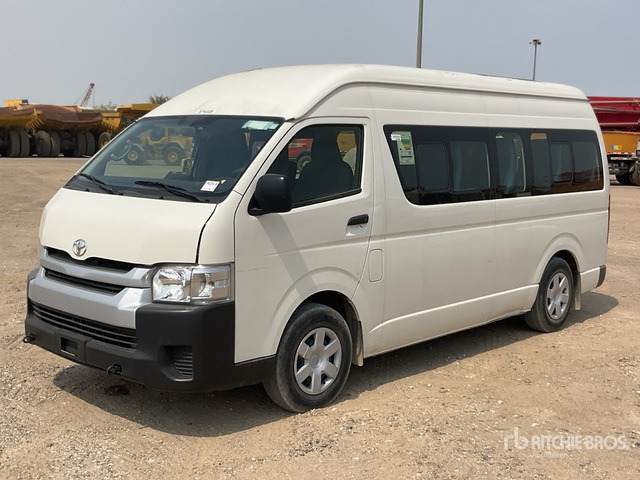 2019 Toyota Hiace 4x2 14-Seat Mini Bus - Minibus, Potniški kombi: slika 2 2019 Toyota Hiace 4x2 14-Seat Mini Bus - Minibus, Potniški kombi: slika 2