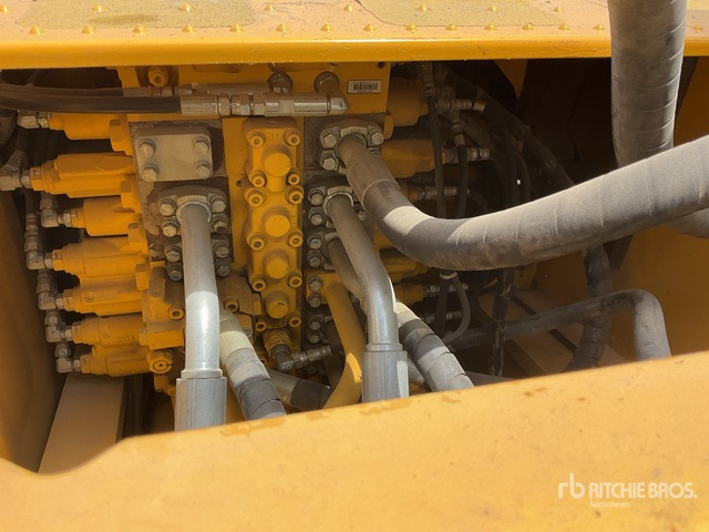 2022 Komatsu PC210LC-10M0 - Bager goseničar: slika 5 2022 Komatsu PC210LC-10M0 - Bager goseničar: slika 5