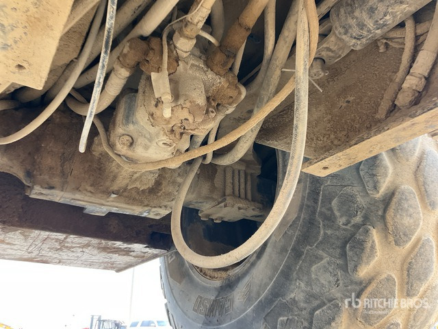 Bomag BW211D-40 Smooth Drum Compactor - Kompaktor: slika 5 Bomag BW211D-40 Smooth Drum Compactor - Kompaktor: slika 5