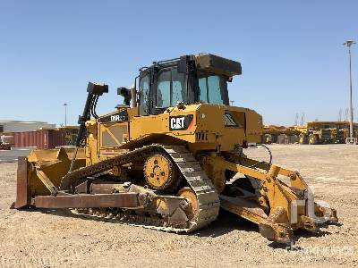 CAT D6R2XL - Buldožer: slika 2 CAT D6R2XL - Buldožer: slika 2