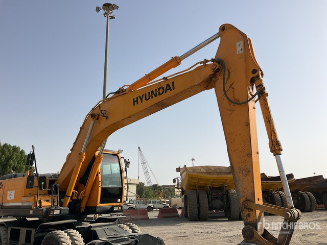 Bager na kolesih Hyundai Robex 210W-9S: slika 6