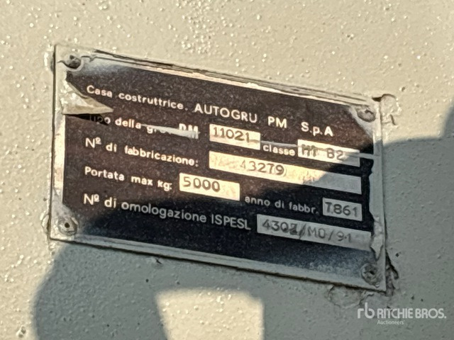 Iveco 110-17 Flatbed Truck with Crane - Tovornjak s kesonom, Tovornjak z dvigalom: slika 5 Iveco 110-17 Flatbed Truck with Crane - Tovornjak s kesonom, Tovornjak z dvigalom: slika 5