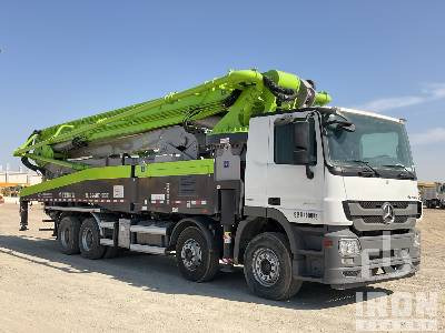 MERCEDES-BENZ ACTROS 4141 2018 Zoomlion 56X-6RZ 56 m on 8 ... - Črpalka za beton: slika 4 MERCEDES-BENZ ACTROS 4141 2018 Zoomlion 56X-6RZ 56 m on 8 ... - Črpalka za beton: slika 4