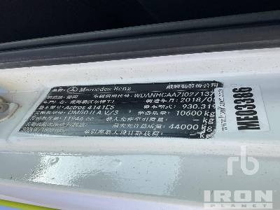 MERCEDES-BENZ ACTROS 4141 2018 Zoomlion 56X-6RZ 56 m on 8 ... - Črpalka za beton: slika 5 MERCEDES-BENZ ACTROS 4141 2018 Zoomlion 56X-6RZ 56 m on 8 ... - Črpalka za beton: slika 5