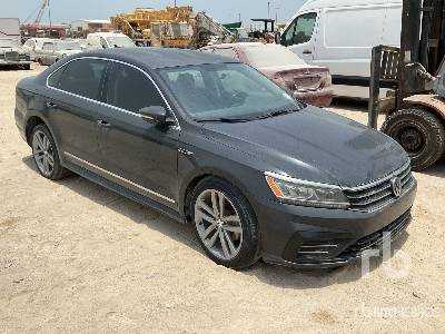 VOLKSWAGEN PASSAT (Inoperable) - Avtomobil: slika 4 VOLKSWAGEN PASSAT (Inoperable) - Avtomobil: slika 4