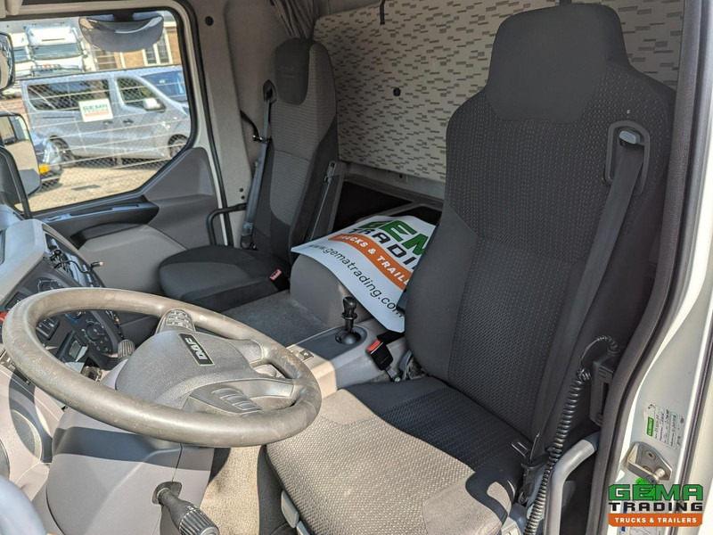 Tovornjak hladilnik DAF LF 210 FA 4x2 Slaapcab Euro6 - Koelbak 5.5M + Konvekta/Solar-Koeler + Laadklep 1500KG - Zijdeur: slika 14