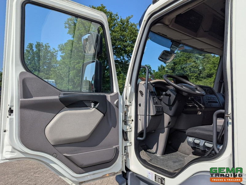 Tovornjak hladilnik DAF LF 210 FA 4x2 Slaapcab Euro6 - Koelbak 5.5M + Konvekta/Solar-Koeler + Laadklep 1500KG - Zijdeur: slika 12