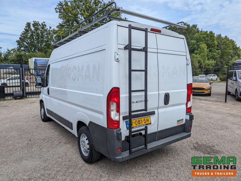 Fiat Ducato 250 MultiJet 115 Handgeschakeld - Airco - Navigatie - Dakimperiaal (A148) - Furgon: slika 4 Fiat Ducato 250 MultiJet 115 Handgeschakeld - Airco - Navigatie - Dakimperiaal (A148) - Furgon: slika 4