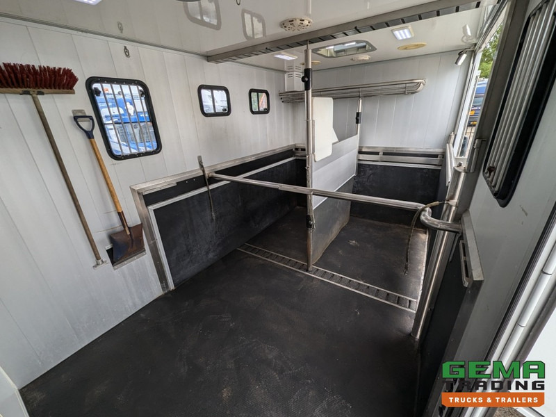 MAN TGL 12.250 4x2 Euro5 EEV RC HorseTruck - 2a3 Paards - 135.000km - MARGE (V821) - Tovornjak za prevoz konj: slika 5 MAN TGL 12.250 4x2 Euro5 EEV RC HorseTruck - 2a3 Paards - 135.000km - MARGE (V821) - Tovornjak za prevoz konj: slika 5