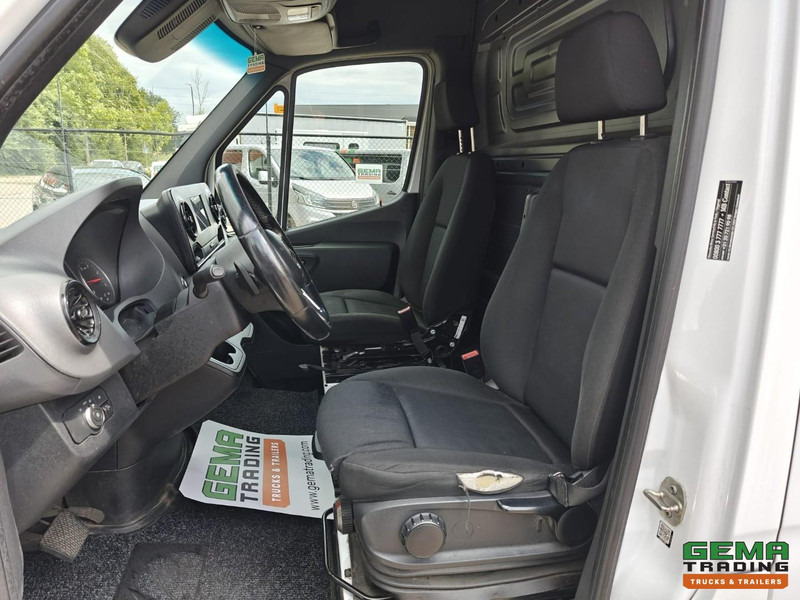 Mali kombi Mercedes-Benz Sprinter 311 CDI L3H2 - Euro6ZF - Automaat - Navigatie - Camera - 06/2026 APK: slika 14