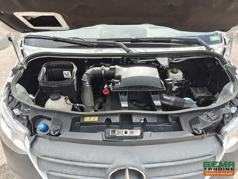 Mali kombi Mercedes-Benz Sprinter 311 CDI L3H2 - Euro6ZF - Automaat - Navigatie - Camera - 06/2026 APK: slika 19