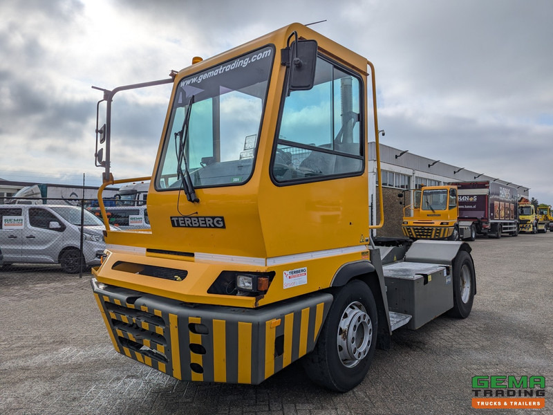 Terberg YT222 Allison - Schotel 30T - Landbouw kenteken - Terminalski traktor: slika 1 Terberg YT222 Allison - Schotel 30T - Landbouw kenteken - Terminalski traktor: slika 1