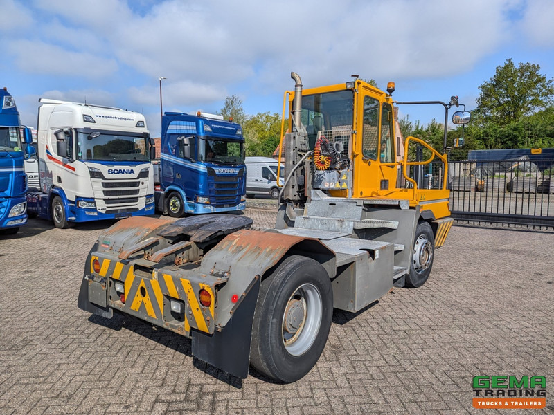 Terberg YT222 Allison - Schotel 30T - Landbouw kenteken - Uren 26725 - Terminalski traktor: slika 3 Terberg YT222 Allison - Schotel 30T - Landbouw kenteken - Uren 26725 - Terminalski traktor: slika 3