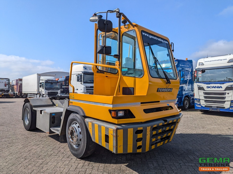 Terberg YT222 Allison - Schotel 30T - Landbouw kenteken - Uren 26725 - Terminalski traktor: slika 2 Terberg YT222 Allison - Schotel 30T - Landbouw kenteken - Uren 26725 - Terminalski traktor: slika 2