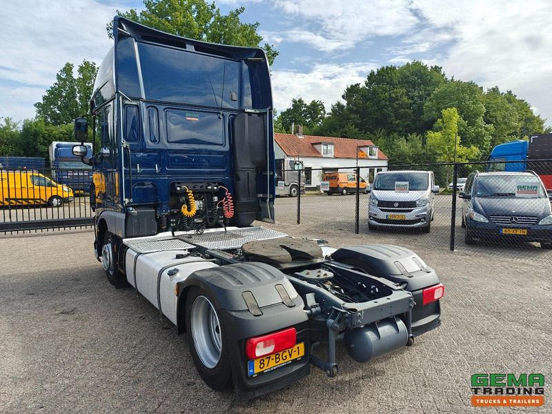 DAF XF 440 FT 4x2 SuperSpaceCab Euro6A - MEGA - Retarder - HandGeschakeld - 283.000KM! - Vlačilec: slika 4 DAF XF 440 FT 4x2 SuperSpaceCab Euro6A - MEGA - Retarder - HandGeschakeld - 283.000KM! - Vlačilec: slika 4