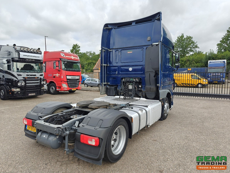 DAF XF 440 FT 4x2 SuperSpaceCab Euro6A - MEGA - Retarder - HandGeschakeld - 316.000KM! - Vlačilec: slika 3 DAF XF 440 FT 4x2 SuperSpaceCab Euro6A - MEGA - Retarder - HandGeschakeld - 316.000KM! - Vlačilec: slika 3