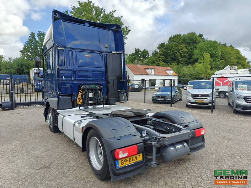 DAF XF 440 FT 4x2 SuperSpaceCab Euro6A - MEGA - Retarder - HandGeschakeld - 344.000KM! - Vlačilec: slika 4 DAF XF 440 FT 4x2 SuperSpaceCab Euro6A - MEGA - Retarder - HandGeschakeld - 344.000KM! - Vlačilec: slika 4