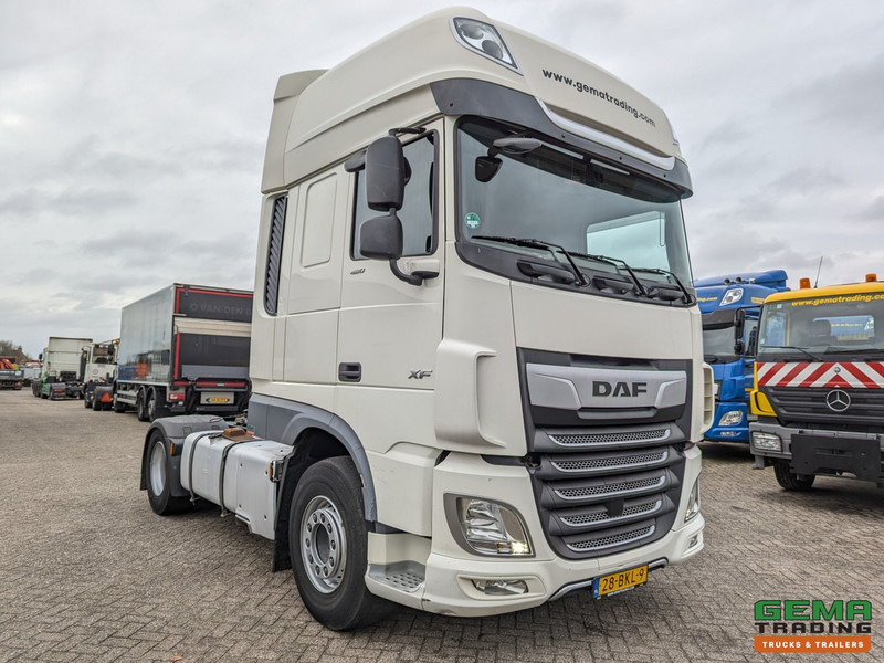 DAF XF 480 FT 4x2 Superspacecab Euro6 - PTO Prep - Dubbele Tanks - Climate Control - Vlačilec: slika 2 DAF XF 480 FT 4x2 Superspacecab Euro6 - PTO Prep - Dubbele Tanks - Climate Control - Vlačilec: slika 2