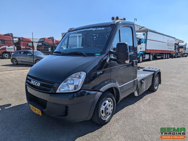 Iveco 35C18/T 4x2 Euro4 - BE-Trekker - 3-Zits - Luchthoorns - NAP - Vlačilec: slika 1 Iveco 35C18/T 4x2 Euro4 - BE-Trekker - 3-Zits - Luchthoorns - NAP - Vlačilec: slika 1