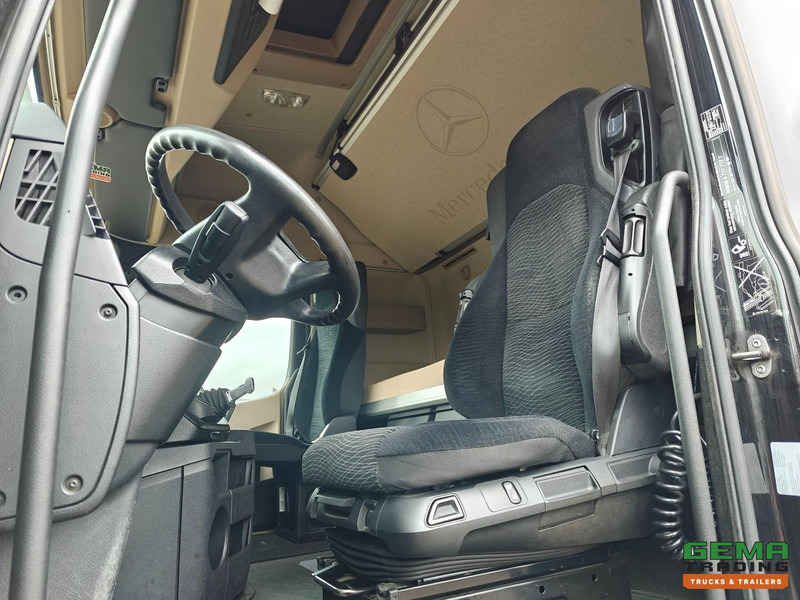 Mercedes-Benz Actros 1942 4x2 Megaspace Euro6 - Dubbele Tanks - SneeuwKettingen - SMARTTacho V2 - 02/2026 APK - Vlačilec: slika 5 Mercedes-Benz Actros 1942 4x2 Megaspace Euro6 - Dubbele Tanks - SneeuwKettingen - SMARTTacho V2 - 02/2026 APK - Vlačilec: slika 5