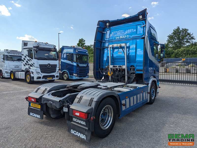 Scania R410 4x2 Highline Euro6C - PTO - Hydrauliek - Dubbele Tanks - Luchthoorns - 03/2026APK - Vlačilec: slika 3 Scania R410 4x2 Highline Euro6C - PTO - Hydrauliek - Dubbele Tanks - Luchthoorns - 03/2026APK - Vlačilec: slika 3
