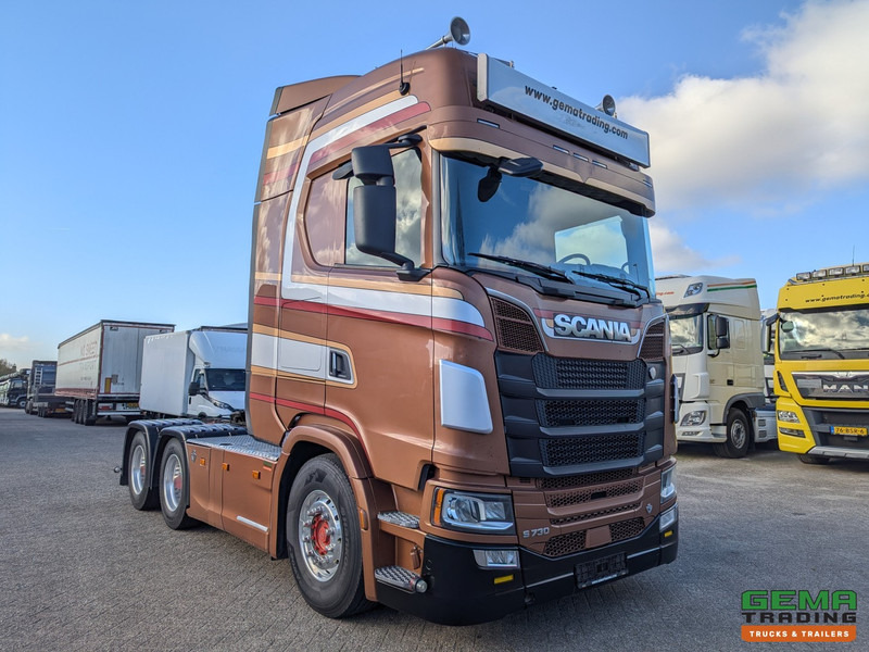 Scania S730 6x4 Topline Euro6 - V8 - Retarder - Costum Interior - Vollucht - Alcoa's - Vlačilec: slika 2 Scania S730 6x4 Topline Euro6 - V8 - Retarder - Costum Interior - Vollucht - Alcoa's - Vlačilec: slika 2