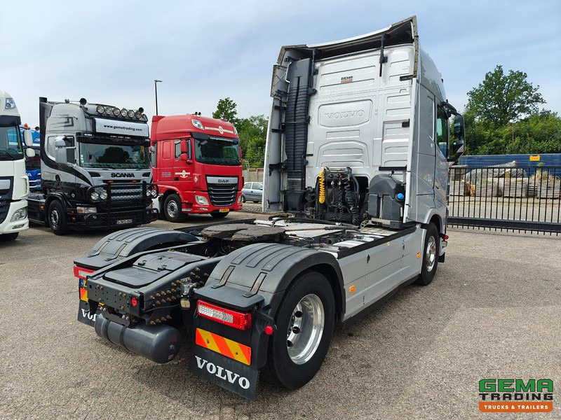 Volvo FH460 4x2 Globetrotter Euro6C - Hydrauliek - Dubbele Tanks - SMARTtachoV2 - 05/2026 APK - Vlačilec: slika 3 Volvo FH460 4x2 Globetrotter Euro6C - Hydrauliek - Dubbele Tanks - SMARTtachoV2 - 05/2026 APK - Vlačilec: slika 3