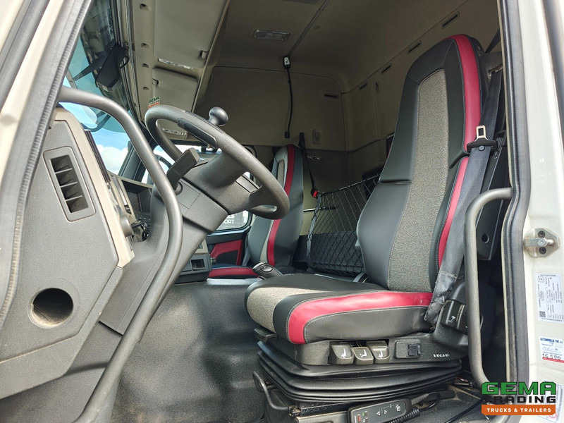 Volvo FM 460 4x2 Globetrotter Euro6 - Compressor - PTO Afstandsbediening - 407.000km - SMARTTacho V2 - TOP! - Vlačilec: slika 5 Volvo FM 460 4x2 Globetrotter Euro6 - Compressor - PTO Afstandsbediening - 407.000km - SMARTTacho V2 - TOP! - Vlačilec: slika 5