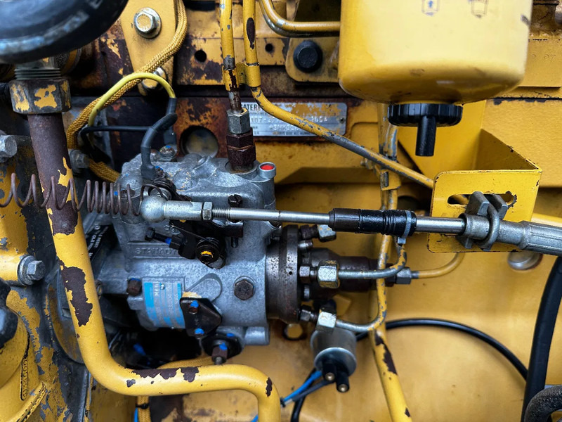 Teleskopski viličar Caterpillar TH63 4X4X4 Telehandler: slika 17 Teleskopski viličar Caterpillar TH63 4X4X4 Telehandler: slika 17