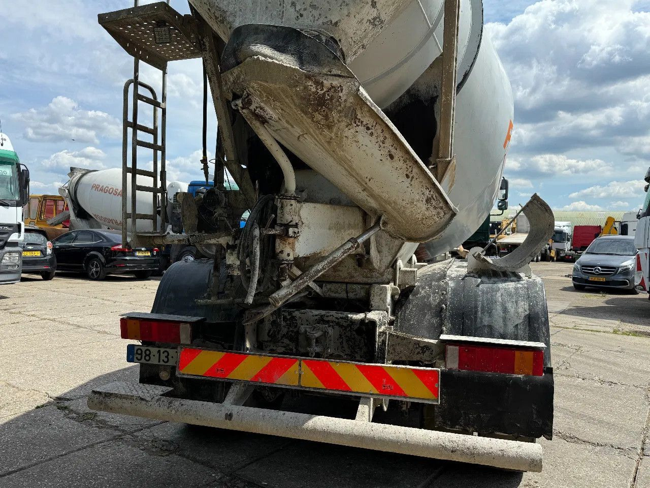MAN TGA 35.360 8X4 CIFA Beton Mixer Spring/Spring ZF - Avtomešalec: slika 5 MAN TGA 35.360 8X4 CIFA Beton Mixer Spring/Spring ZF - Avtomešalec: slika 5