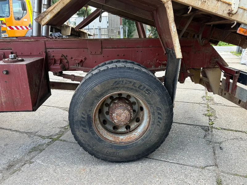 Renault Kerax 400 4X4 Tipper + Hiab 085 Spring/Spring EURO 2 ZF Manual Gearbox - Tovornjak prekucnik, Tovornjak z dvigalom: slika 4 Renault Kerax 400 4X4 Tipper + Hiab 085 Spring/Spring EURO 2 ZF Manual Gearbox - Tovornjak prekucnik, Tovornjak z dvigalom: slika 4