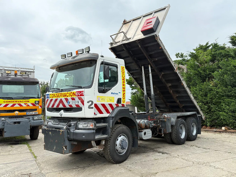 Renault Kerax 400 6X6 Tipper Spring/spring ZF Man Gear EURO 2 - Tovornjak prekucnik: slika 2 Renault Kerax 400 6X6 Tipper Spring/spring ZF Man Gear EURO 2 - Tovornjak prekucnik: slika 2