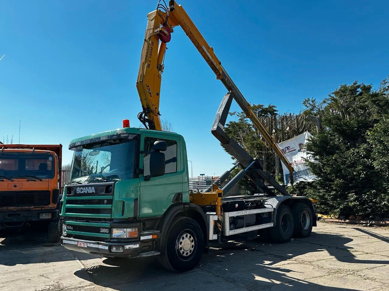 Scania P114-380 6X2 Ampirol + Heila 13000 5T Crane Manu - Kontejnerski tovornjak/ Tovornjak z zamenljivim tovoriščem: slika 2 Scania P114-380 6X2 Ampirol + Heila 13000 5T Crane Manu - Kontejnerski tovornjak/ Tovornjak z zamenljivim tovoriščem: slika 2