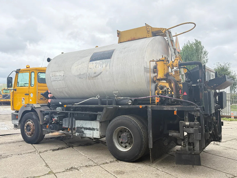 Renault G260 4X2 ACMAR Bitumen Sprayer 10.000L Spring/Spring Manual Gear - Tovornjak: slika 3 Renault G260 4X2 ACMAR Bitumen Sprayer 10.000L Spring/Spring Manual Gear - Tovornjak: slika 3